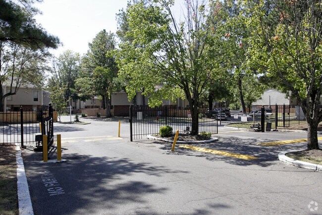 Rivergrove Townhomes Apartments Memphis Tn Apartment