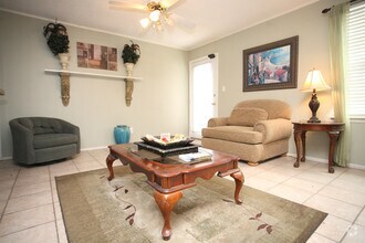 Avalon Springs Apartment Homes Midland Tx Apartment