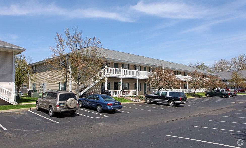 Colony Bay East Apartments Canal Winchester, OH Apartment Finder
