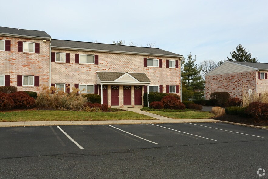 Village Square Apartments Harleysville, PA Apartment Finder