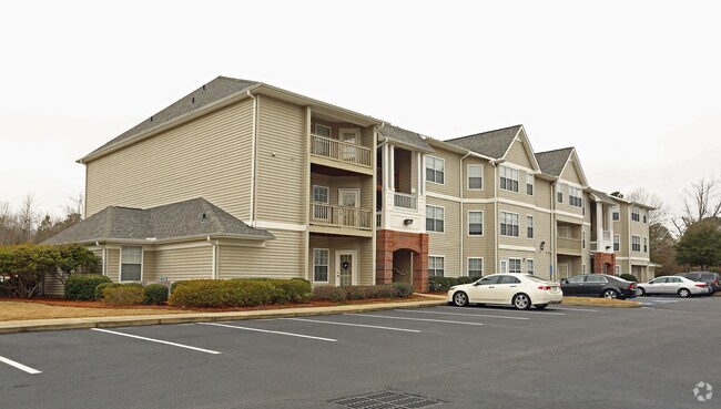 Fox Run Apartments - Camden, SC | Apartment Finder
