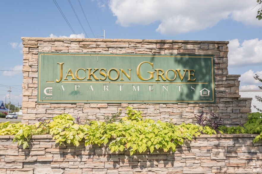 Jackson Grove Apartment Homes Nashville, TN Apartment Finder