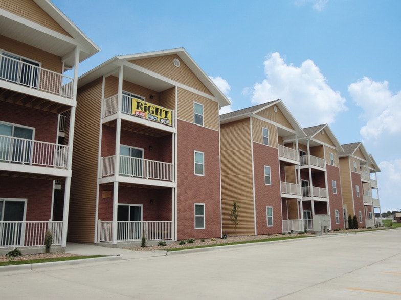 Deer Valley Villas Silvis, IL Apartment Finder