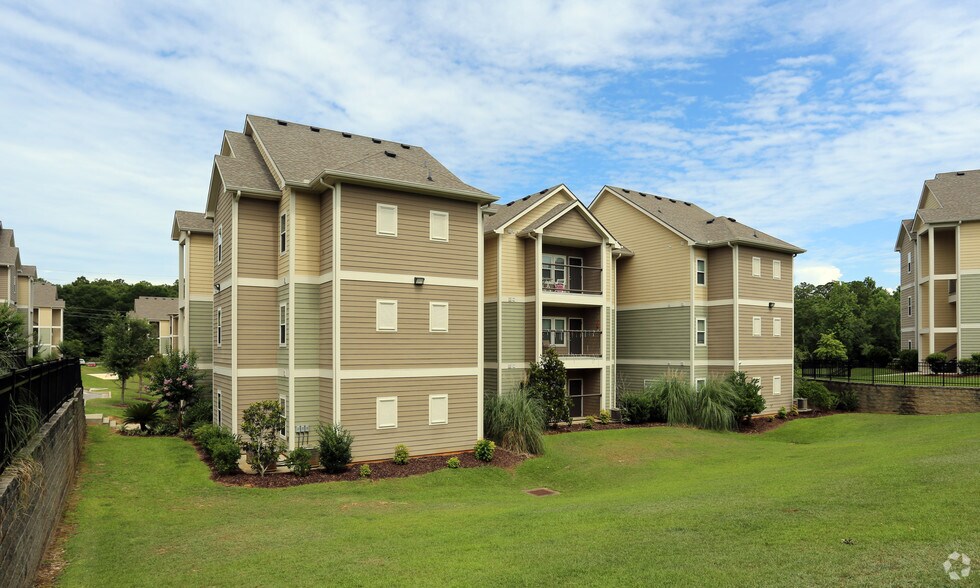 Campus Quarters Mobile, AL Apartment Finder
