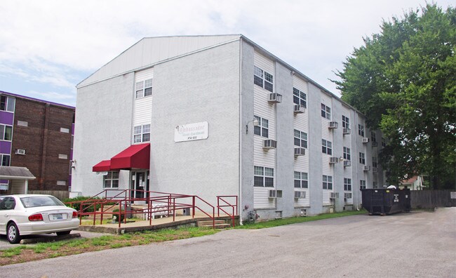 Ambassador Studio Apartments Carbondale Il Ambassador Studio Apartments Carbondale Il