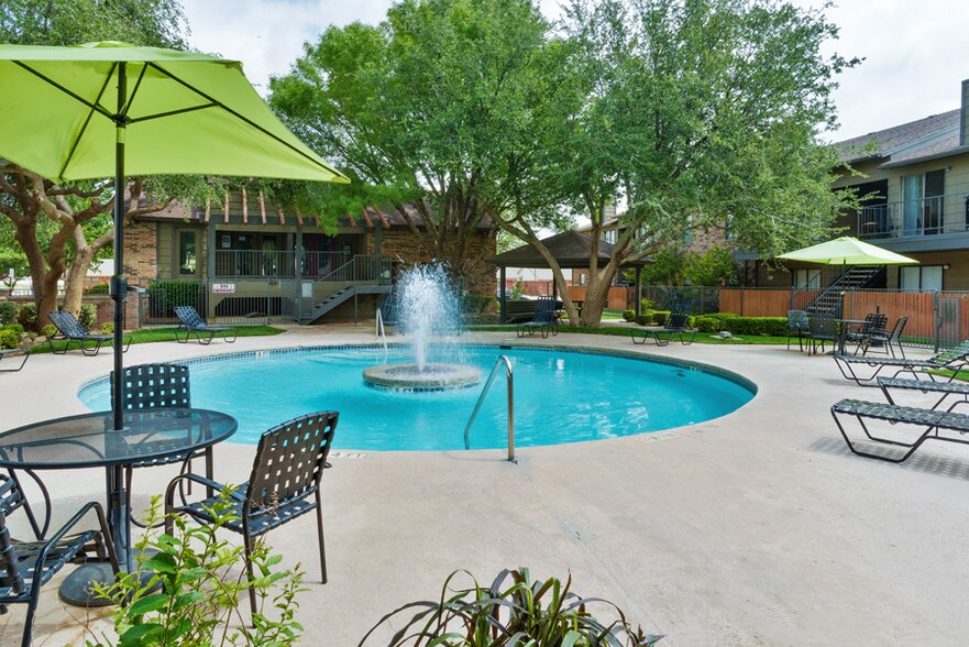 Bentwood Lubbock, TX Apartment Finder