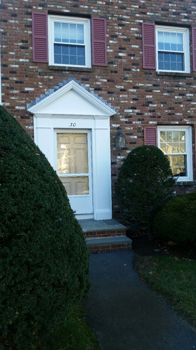 Hawthorne Village Concord, MA Apartment Finder