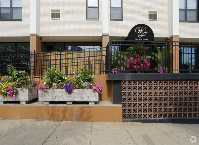 Walnut Tower Apartments Kansas City Walnut Tower Apartments Kansas City