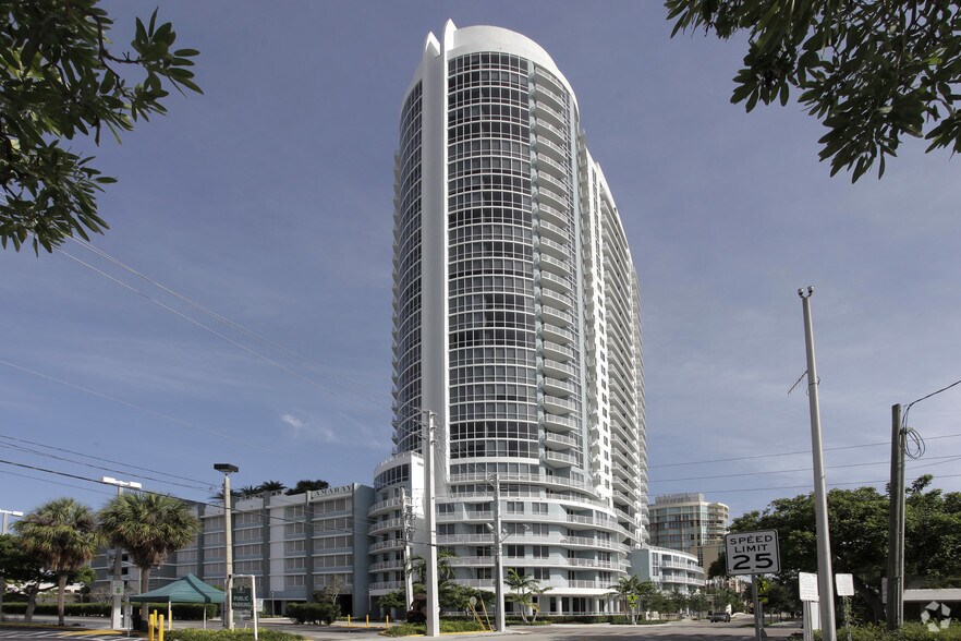 Amaray Las Olas Apartments Fort Lauderdale Fl Amaray Las Olas Apartments Fort Lauderdale Fl