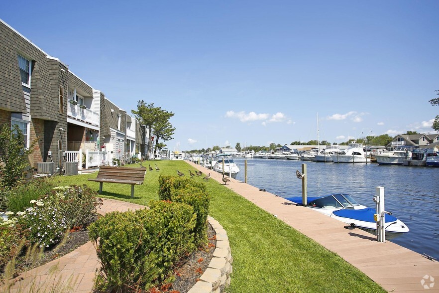 Fairfield On The Bay 33 Midship Ln Patchogue NY 11772 Apartment Finder