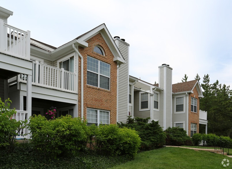 The Elms at Centreville Centreville, VA Apartment Finder
