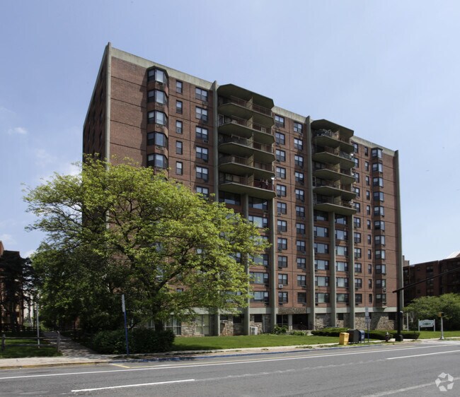 Elizabeth Center Elizabeth, NJ Apartment Finder