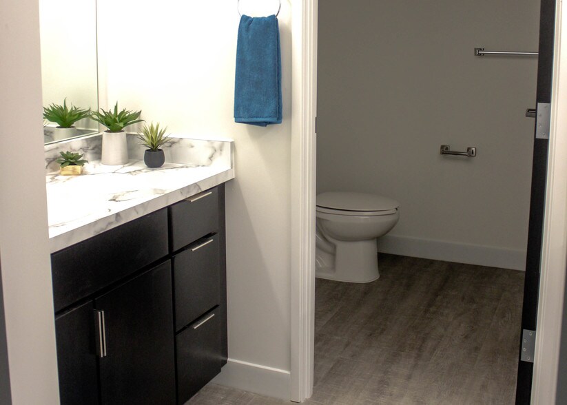 Bathroom Fixtures Grand Rapids Michigan fulton place - grand rapids, mi | apartment finder Bathroom Fixtures Grand Rapids Michigan fulton place - grand rapids, mi | apartment finder