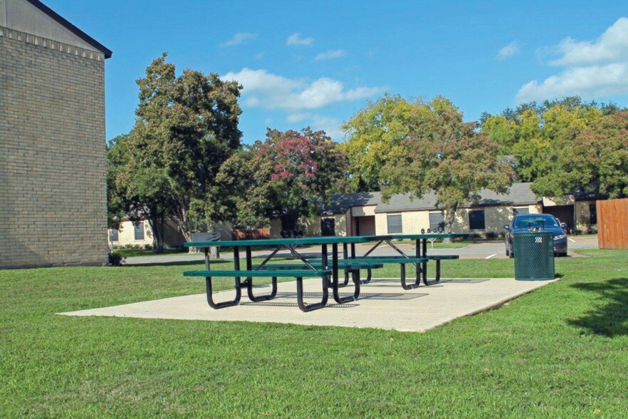 College Point Apartments For Rent College Point Apartments For Rent