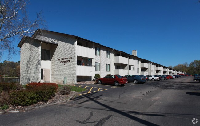 Moon Lake Apartments Moon Lake Apartments
