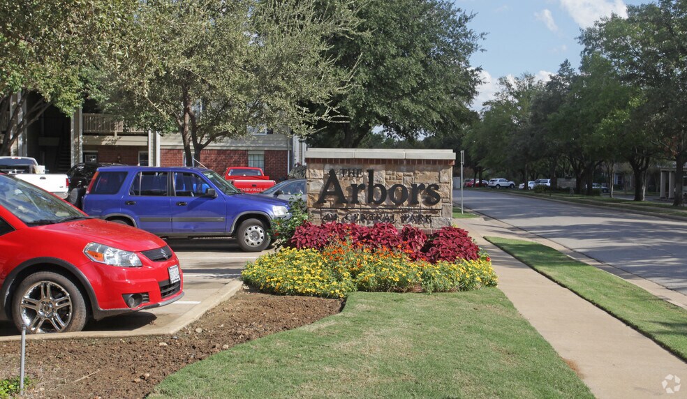Arbors of Central Park Bedford, TX Apartment Finder