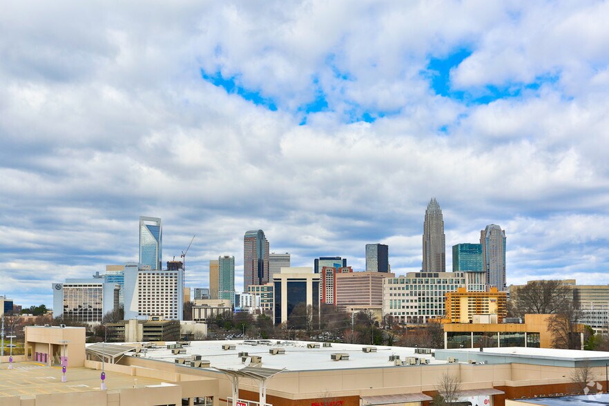 Midtown 205 Charlotte, NC Apartment Finder