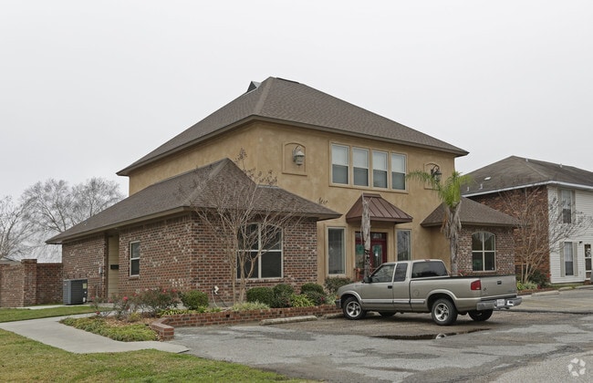 Garden Heights - Youngsville, LA | Apartment Finder