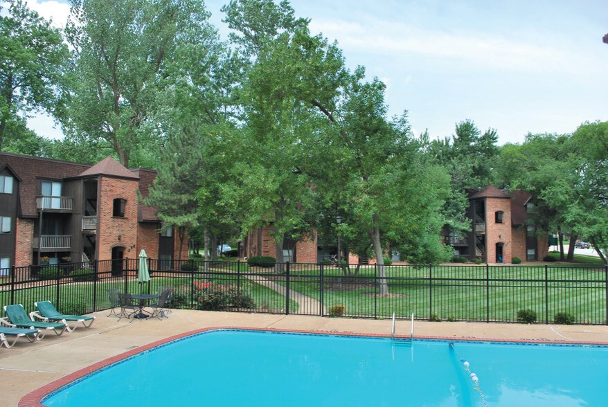 Hazelwood Forest Apartments Hazelwood, MO Apartment Finder