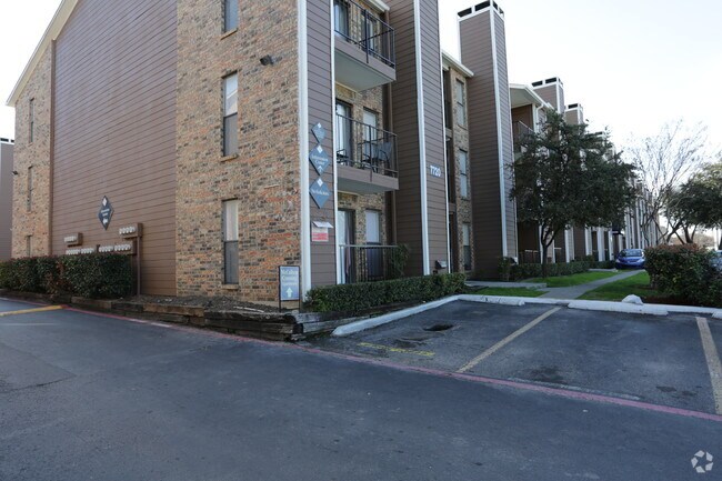 Mccallum Crossing Apartment Homes Dallas Tx Mccallum Crossing Apartment Homes Dallas Tx