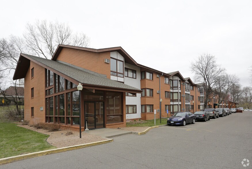 Park Embassy Saint Louis Park, MN Apartment Finder