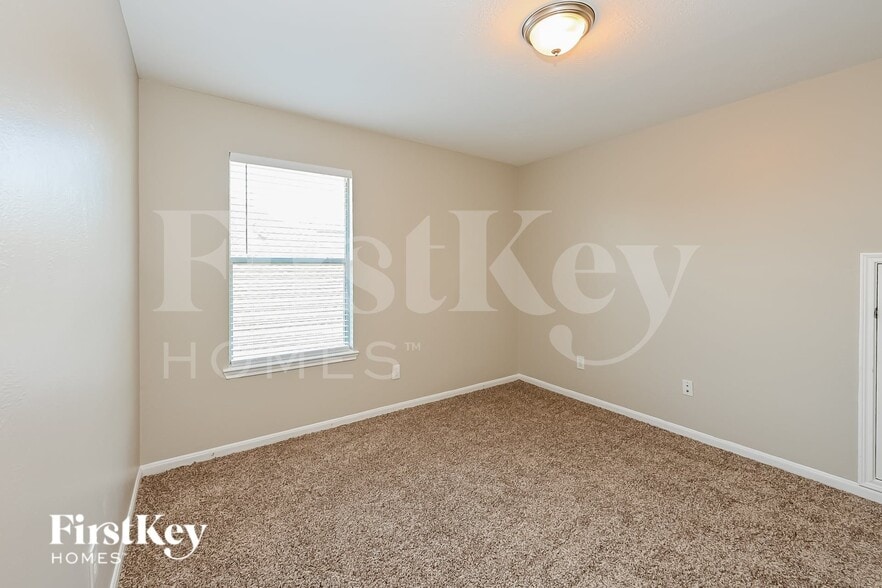 Building Photo - 17811 Placid Oak Ct