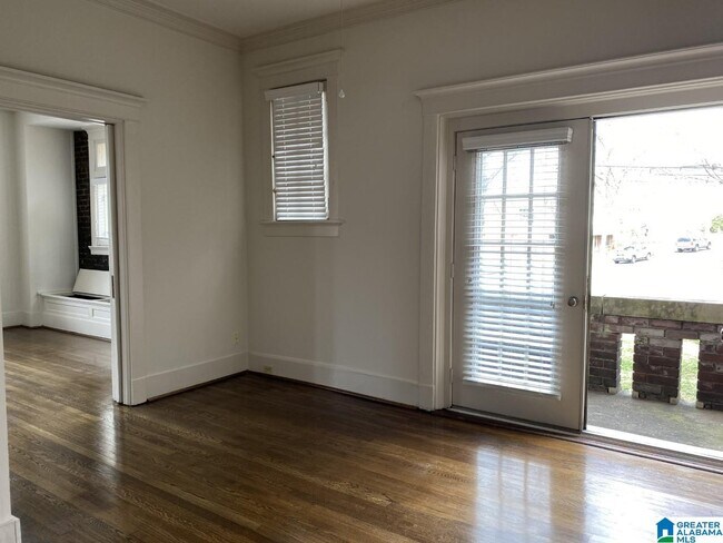 Building Photo - 1300 20th St S