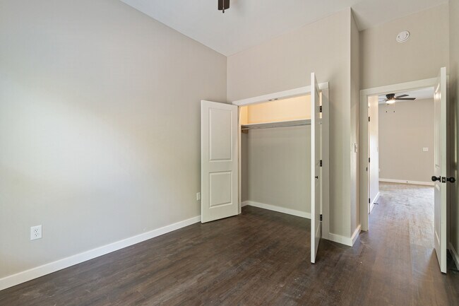 Building Photo - 3503 S Chatfield Rd