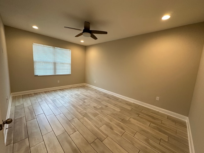 Building Photo - 5350 Costa Del Sol Dr