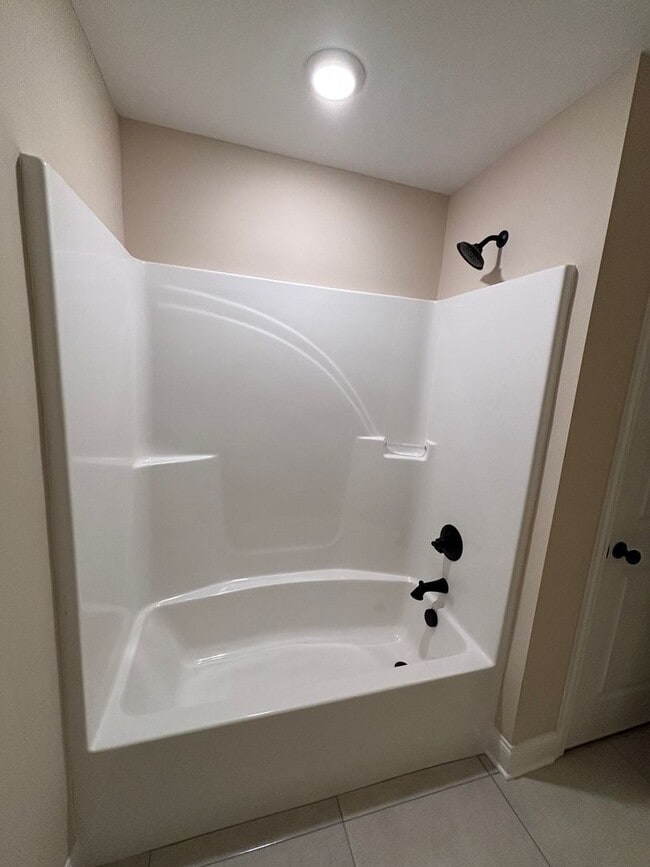 Building Photo - Baldwin Place - Columbia County