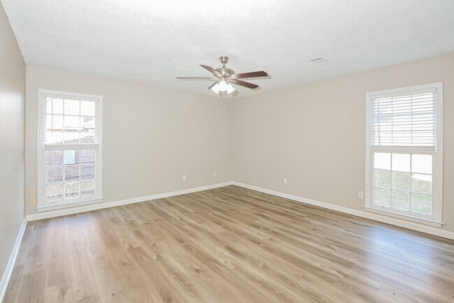 Building Photo - 4520 S Germantown Rd