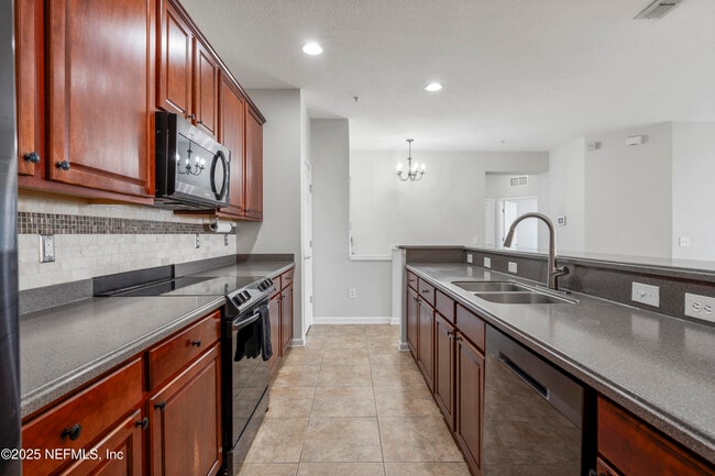 Building Photo - 11251 Campfield Dr