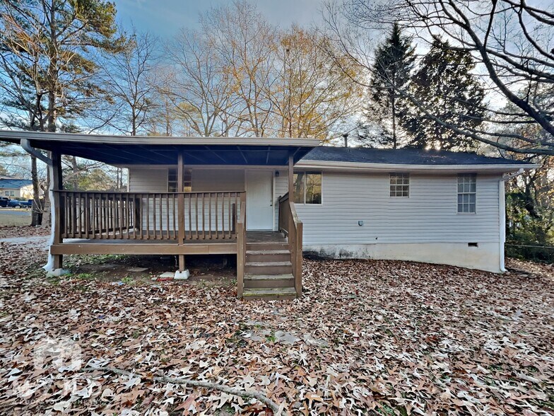 Building Photo - 4743 Bartlett Rd
