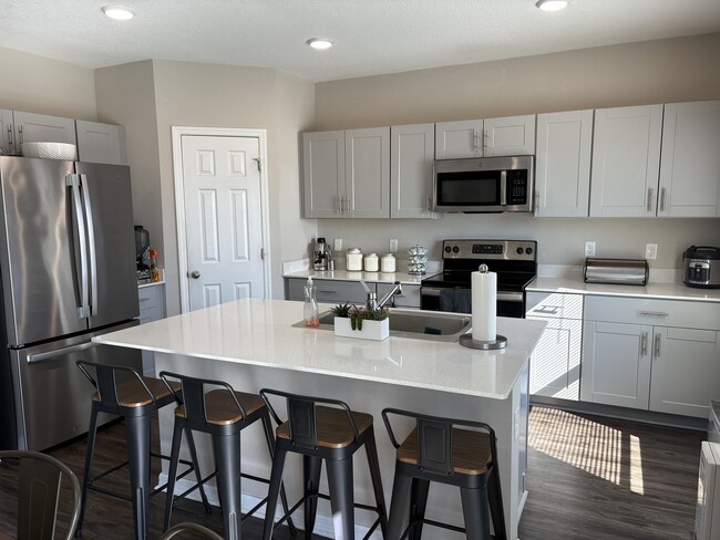 Building Photo - 5463 Arlington River Dr.