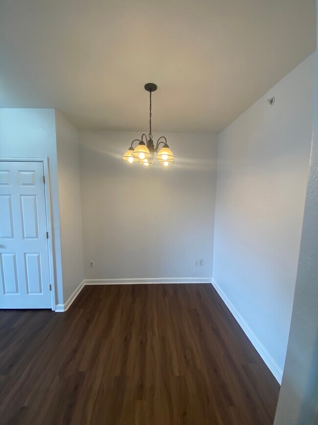 Building Photo - 4451 S Ammons St