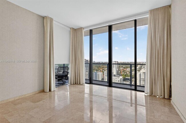 Building Photo - 88 SW 7th St