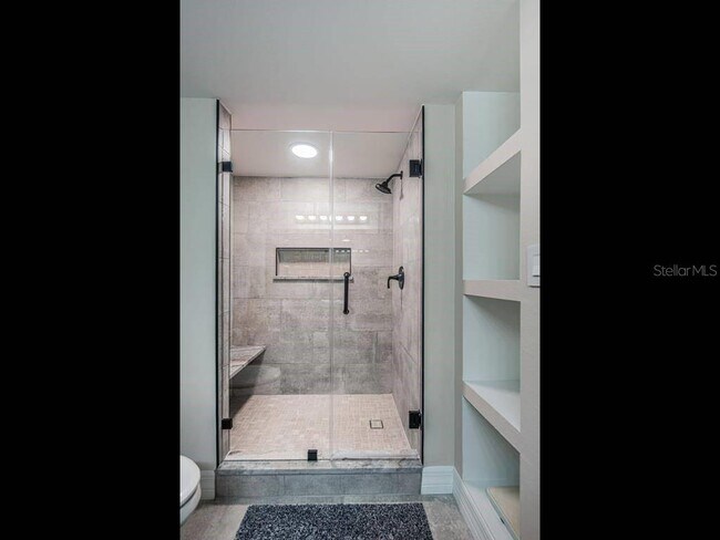 Building Photo - 6061 Bahia Del Mar Cir