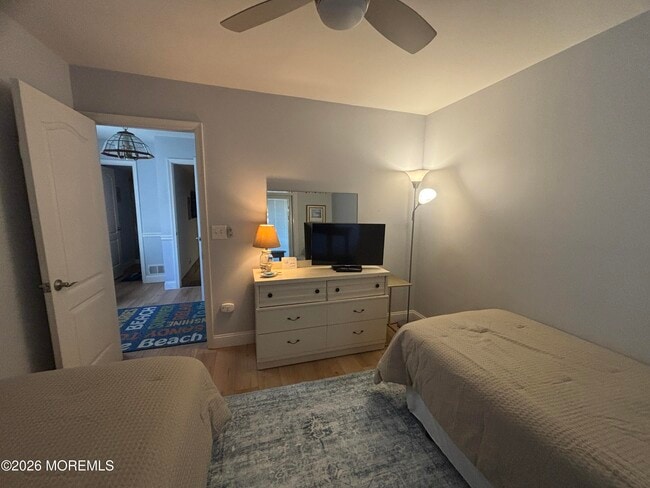 Building Photo - 107 Brinley Ave