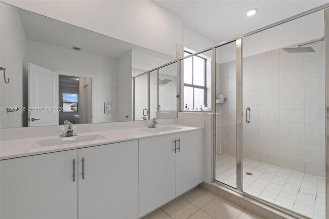 Building Photo - 11903 SW 241st St