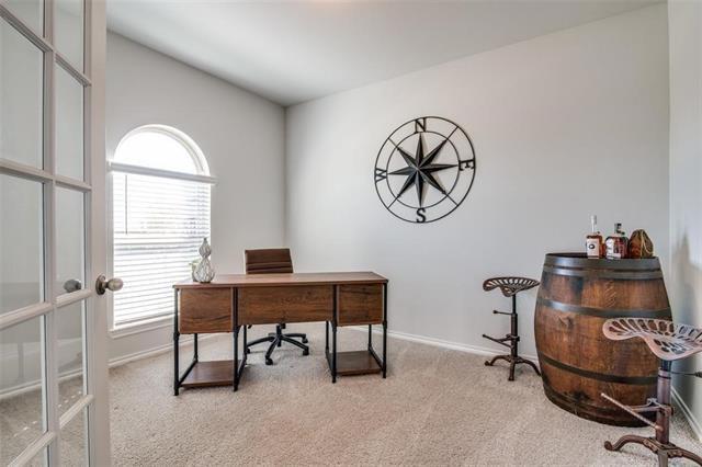 Building Photo - 2526 Brookside Dr