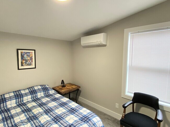 Building Photo - 58 Albemarle Rd