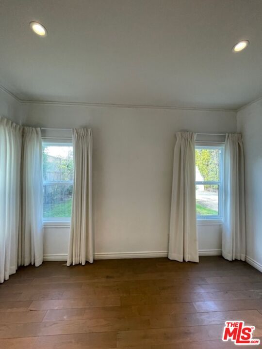 Building Photo - 459 S Holt Ave