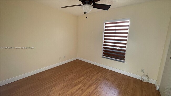 Building Photo - 6952 SW 148 Ln