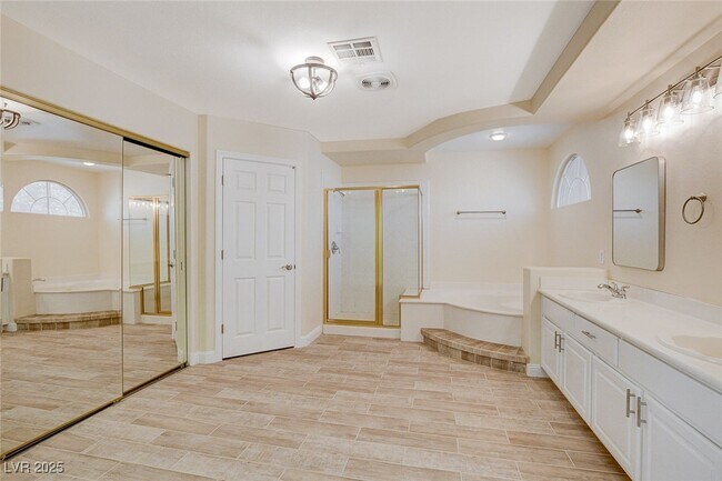 Building Photo - 432 Staghorn Pass Ave