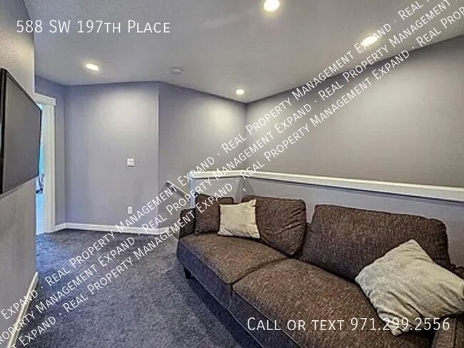 Building Photo - 588 SW 197th Pl