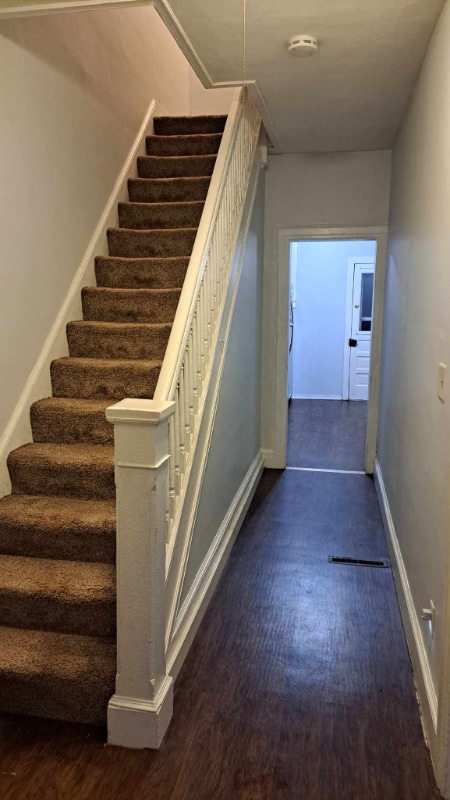 Building Photo - 10 Euclid Ave