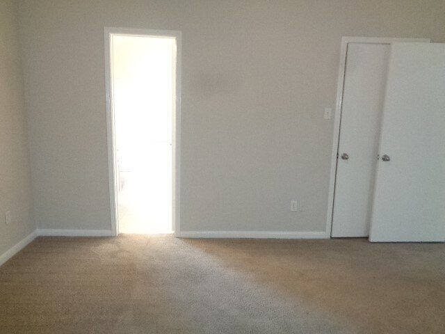 Building Photo - 446 N Compass Rose Cir