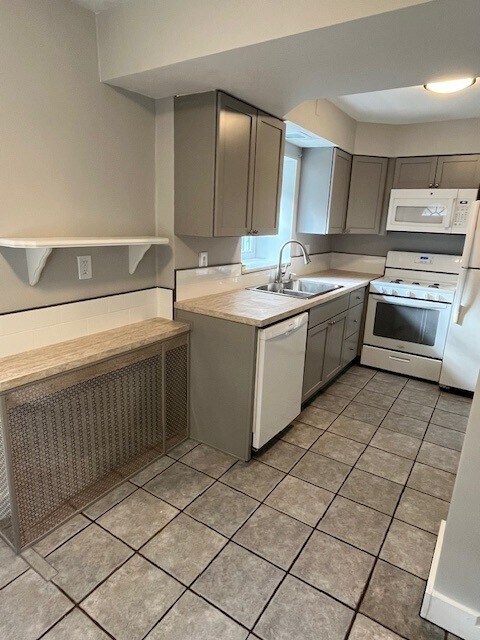 Building Photo - 5126 Beeler St