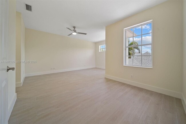 Building Photo - 174 Satin Leaf Dr