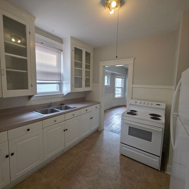 Building Photo - fs1363 Cranford Ave